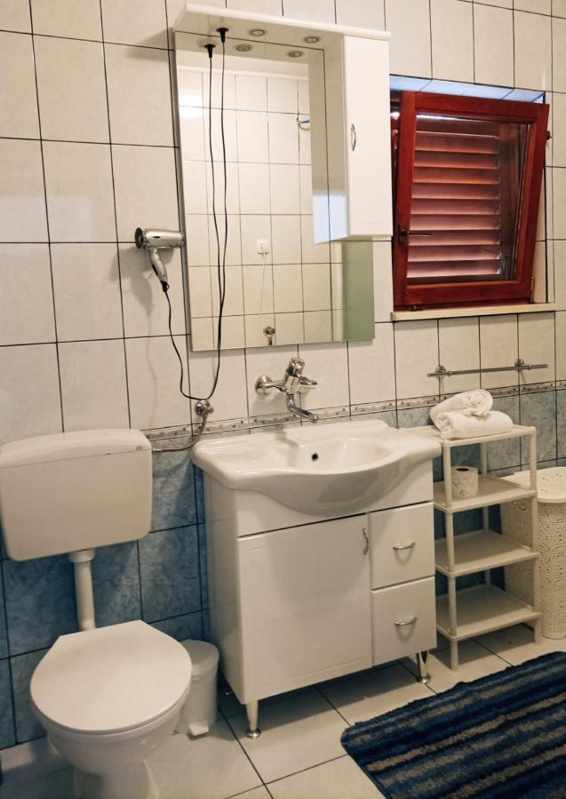 Apartment Josip Podstrana Exteriör bild