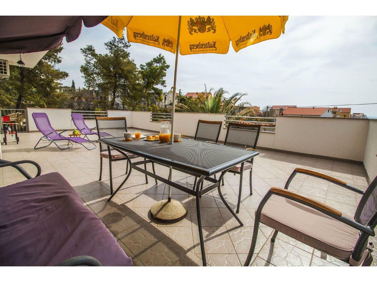 Apartment Josip Podstrana Exteriör bild