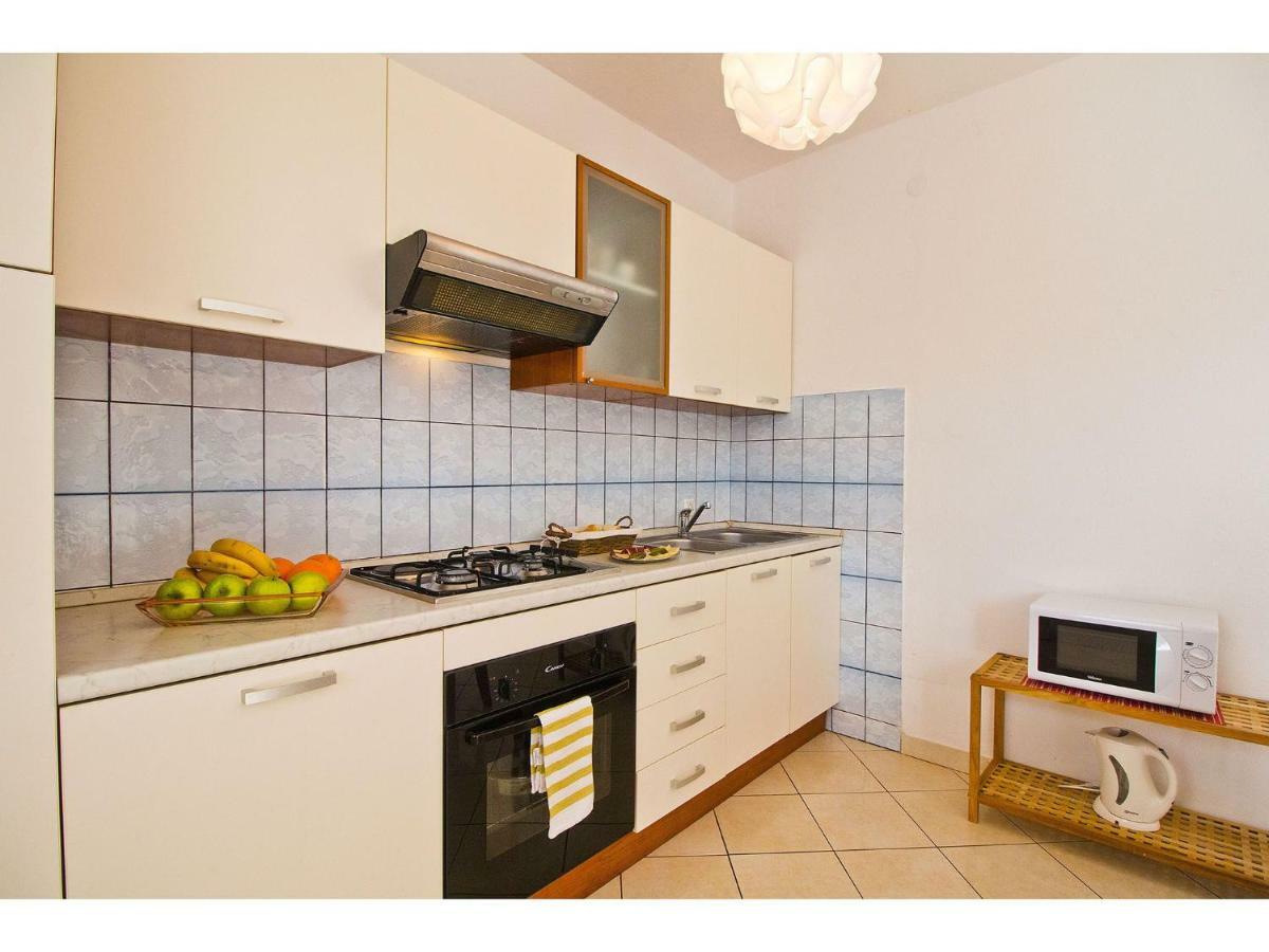 Apartment Josip Podstrana Exteriör bild