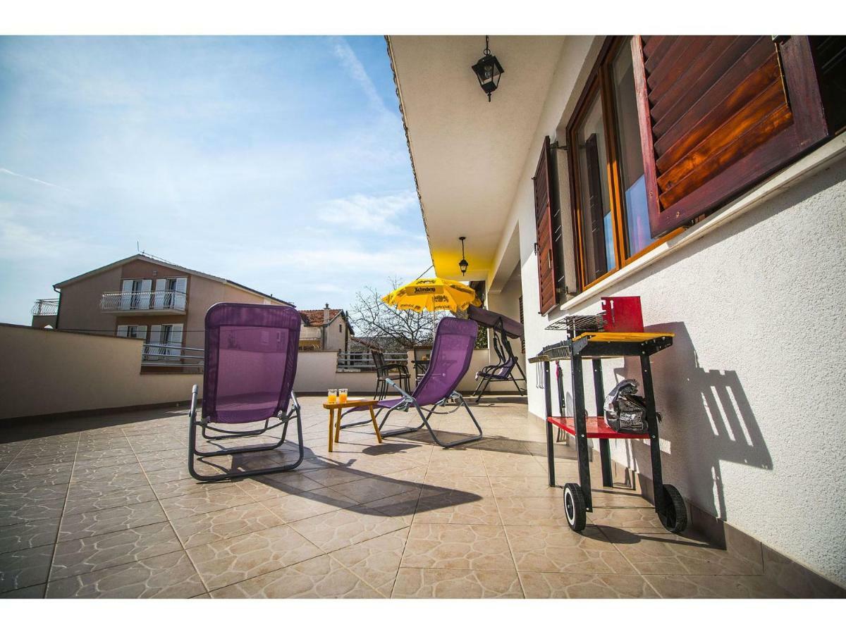 Apartment Josip Podstrana Exteriör bild